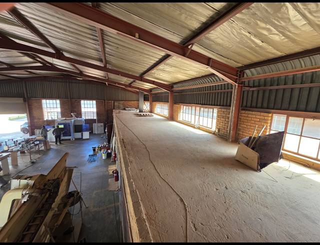 300M² WAREHOUSE TO LET IN ALRODE